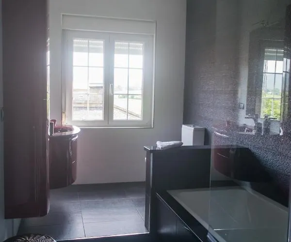 Moderno En Vimianzo, Costa Da Morte, Galicia * Vimianzo