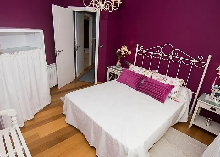 Moderno En Vimianzo, Costa Da Morte, Galicia *