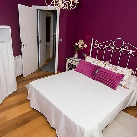 Moderno En Vimianzo, Costa Da Morte, Galicia *