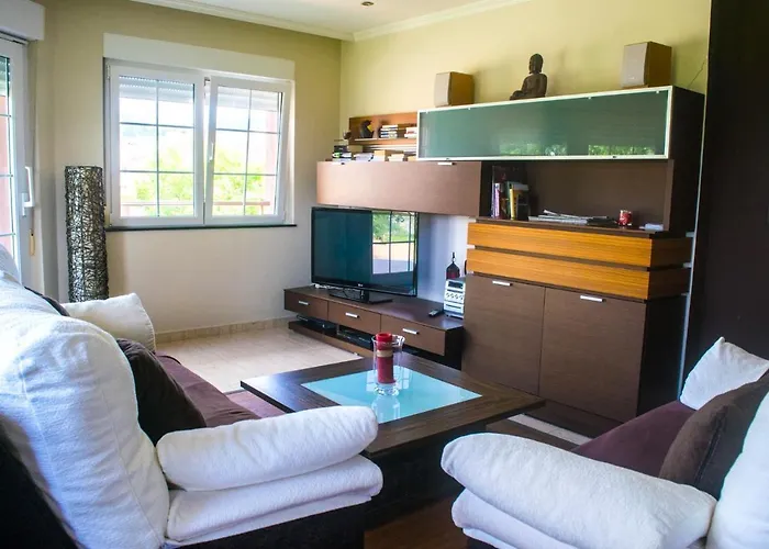 Moderno En Vimianzo, Costa Da Morte, Galicia